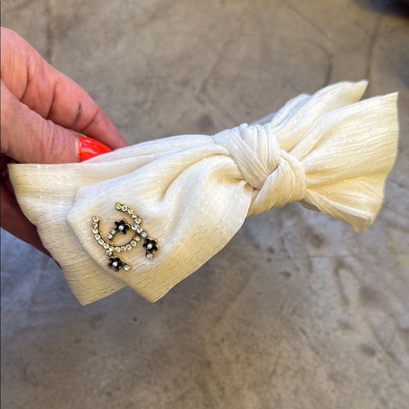 Chanel Beige Headband with Logo - Picture 2 of 5
